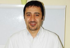 ÇOLAK KÜFÜR EDİNCE ARBEDE YAŞANDI