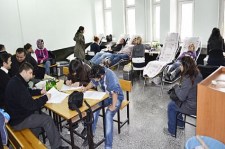 Kızlar Daha Çok Duyarlı