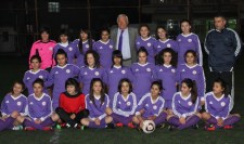 KIZLAR İÇİN ZOR MAÇ...