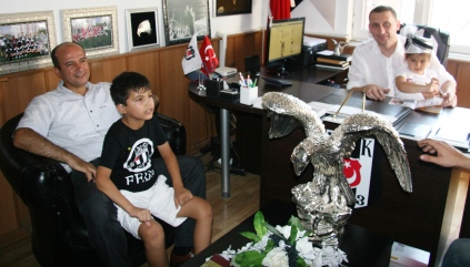 KOÇAK: DERNEK FAALİYETLERİNİ TAKDİRLE İZLİYORUZ