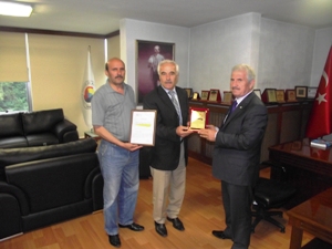 LÖSEVDEN TEŞEKKÜR PLAKETİ..