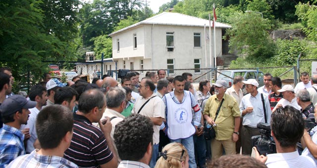 Maden işçilerinin eylemi sürüyor