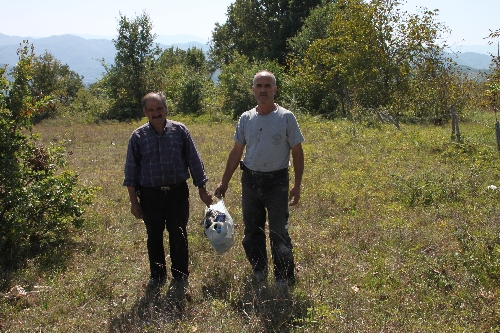 MAHALLELİ MESİRE ALANINDA İÇKİYE KARŞI ÇIKTI..