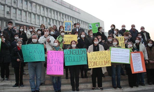 MASKELİ BALO DEĞİL, MASKELİ EYLEM!