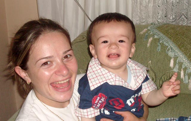 Minik Poyraz balkondan düştü mü, yoksa atıldı mı?