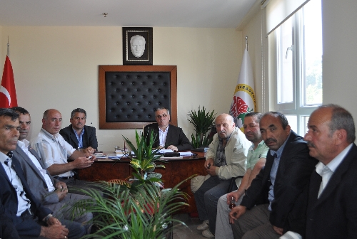 MUHTARLAR DERNEĞİNDEN AYRILAN 5 MUHTAR KARARINDAN VAZGEÇTİ..