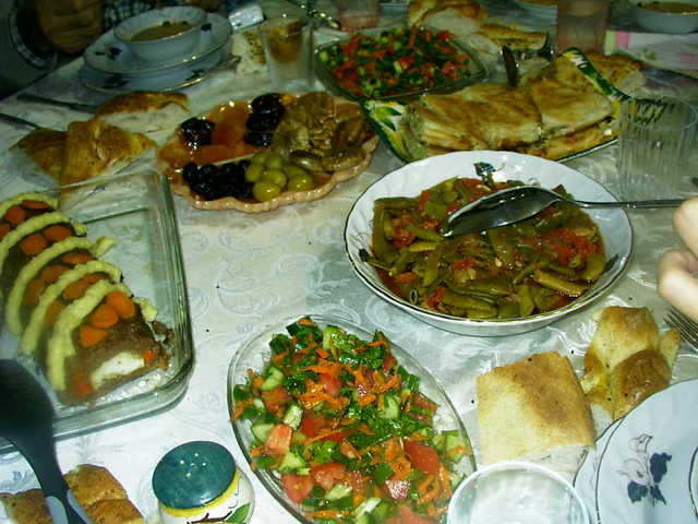 Grand Otelde iftar ve sahur yemeği ücretsiz...