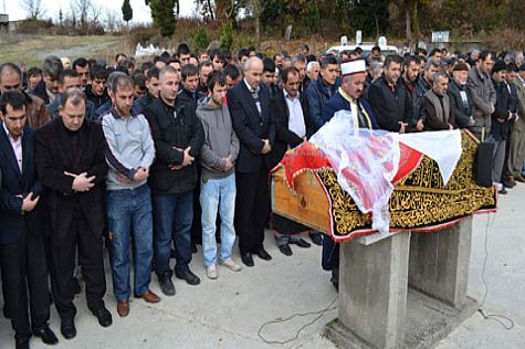 ÖLDÜRÜLEN KIZIN KARDEŞİ SAVCIYI SUÇLADI...