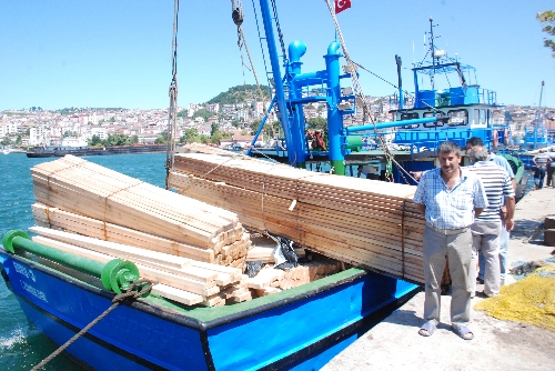 Oltaya kereste takıldı!