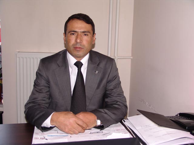 BASIN ÖNÜNDE TARTIŞMAYALIM...