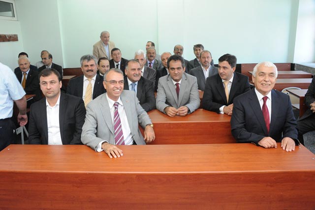 ONLARIN BİRER SINIFI OLDU...