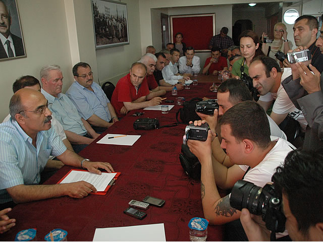 Oylarımızı arttırmamıza rağmen birinci parti olamadık