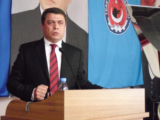 PEVRUL KAVLAK GELİYOR...