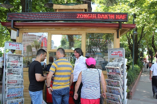 SADECE GAZETE SATAN BAYİİ UYGULAMASI BAŞLATTILAR..