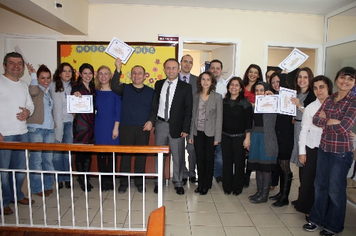 SAĞLIK PERSONELİ SERTEFİKALARINI ALDI..