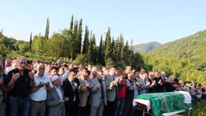 ŞEHİT MADENCİ SON YOLCULUĞUNA UĞURLANDI..