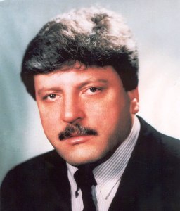 ŞEMSİ DENİZER?İ ANIYORUZ..