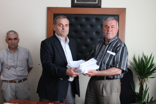 SENDİKA 11 BİN İMZAYI TESLİM ETTİ..