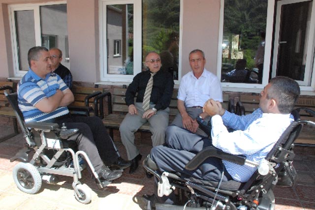 Şoförler Odasından akülü sandalye...