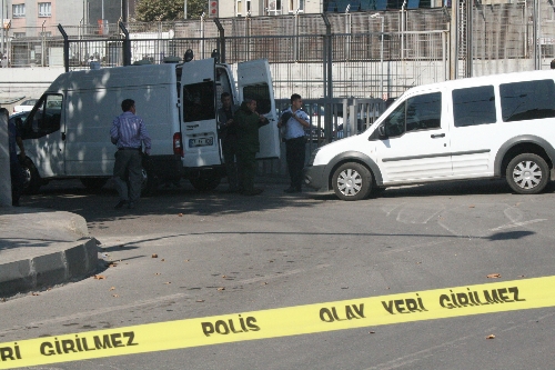 ŞÜPHELİ ÇANTADAN NE ÇIKTI?