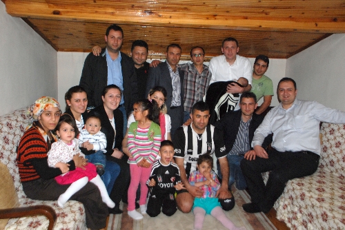 TAKIMINA OLAN AŞKINDAN ÇOCUĞUNA BEŞİKTAŞ İSMİNİ KOYDU..