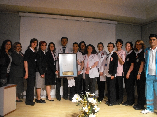 ÜÇ SAĞLIK KURULUŞUNA BEBEK DOSTU HASTANE ÖDÜLÜ..