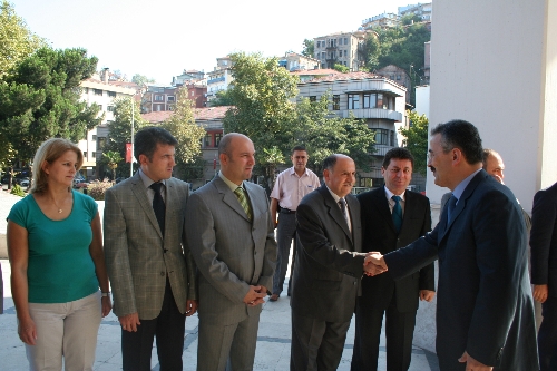 VALİ AYYILDIZ MESAİDE...