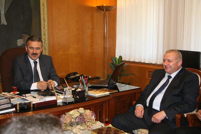 VALİ AYYILDIZDAN İSTİHDAM VURGUSU...