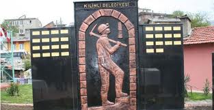 YANAN BİZDİK SİZ KÖMÜR SANDINIZ..