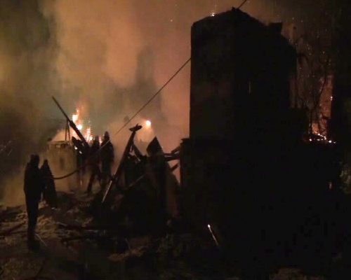 YAŞLI KADIN, ÇIKAN YANGINDA HAYATINI KAYBETTİ..