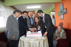 YAŞLILAR HAFTASINI KUTLADILAR..