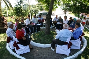 YAŞLILARDAN TÜRK SANAT MÜZİĞİ KONSERİ..