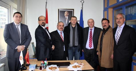 YAZICIOĞLU KARDEŞLER, TÜRK HAVA KURUMUNU ZİYARET ETTİ..