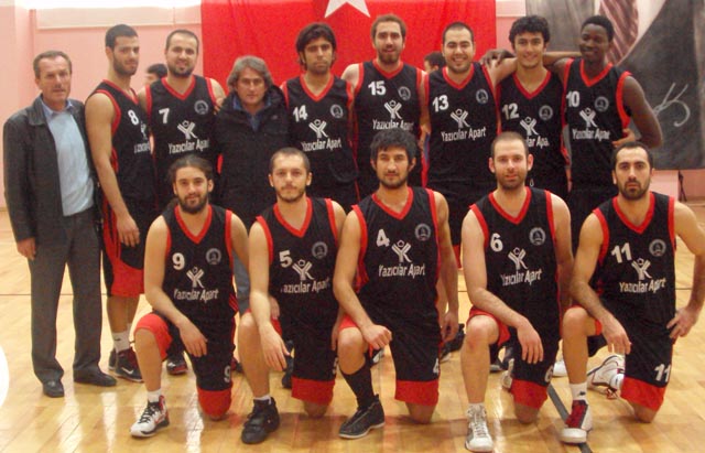 YENİLGİSİZ ŞAMPİYON OLDULAR...