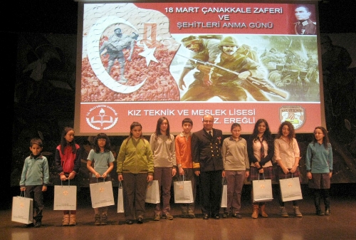 YILDIRIM KOLEJİ, ÇANAKKALE ZAFERİNİ ÖDÜLLERLE KUTLADI..