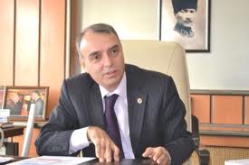 YOLLARIN BOZULAN NOKTALARI ONARILIYOR..