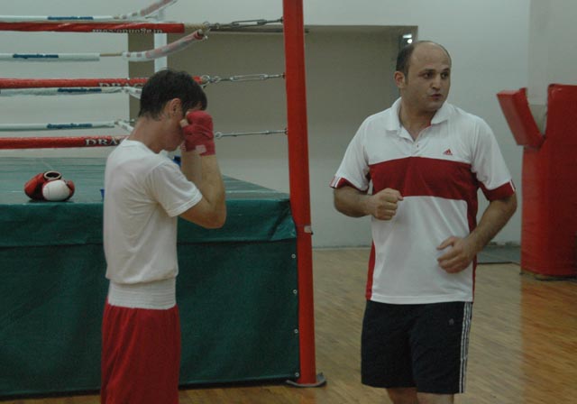 KDZ. EREĞLİNİN ALTIN YUMRUĞU...