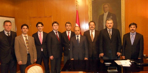 ZED, İLK ZİYARETİNİ VALİ AYYILDIZA YAPTI..