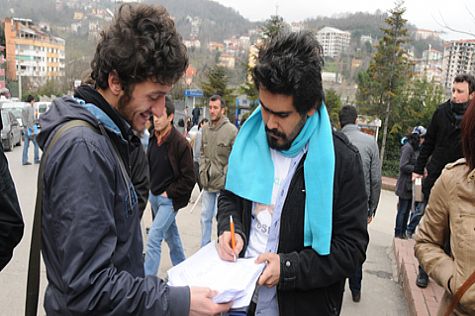 ZKÜ Öğrencileri Yemekleri Fişledi