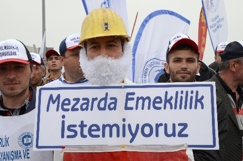 ZONGULDAKTA 1 MAYIS, BAYRAM HAVASINDA KUTLANDI..