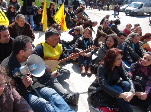 ZONGULDAKTA 4+4+4 PROTESTO EDİLDİ..